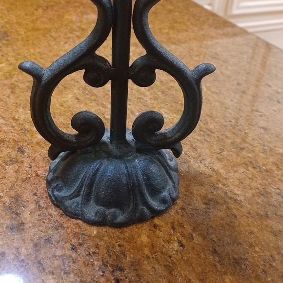 Clock - Picture 4 of 9